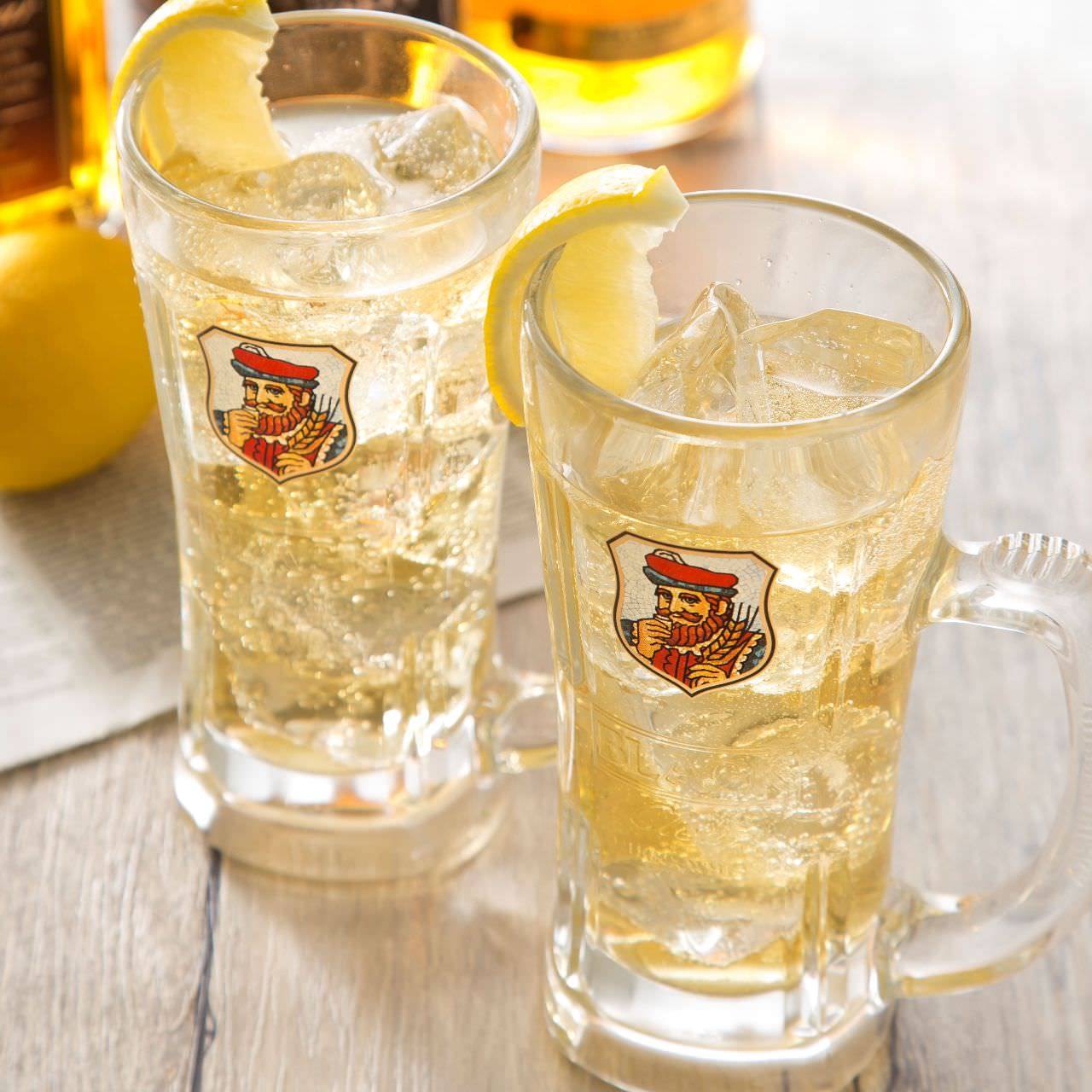 本格ピザと世界の美酒が揃っています | SHINAGAWA PIVOT